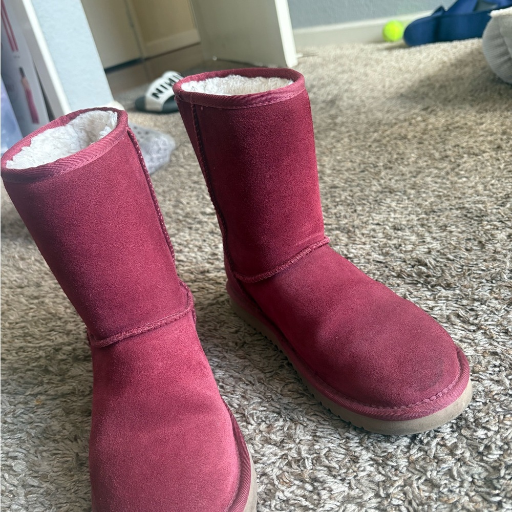 Koolaburra UGG Burgundy Winter Boots - Picture 3 of 4